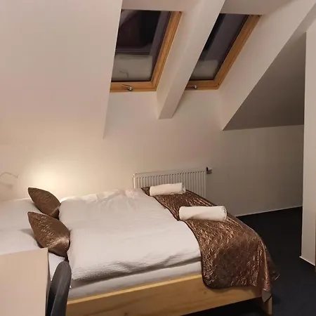 A Restaurace U Sousedů 3*