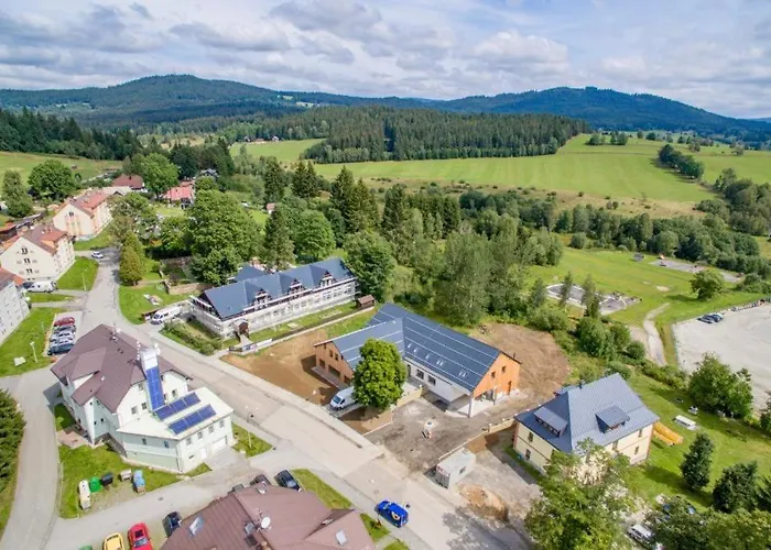 Gasthof A Restaurace U Sousedu Strazny